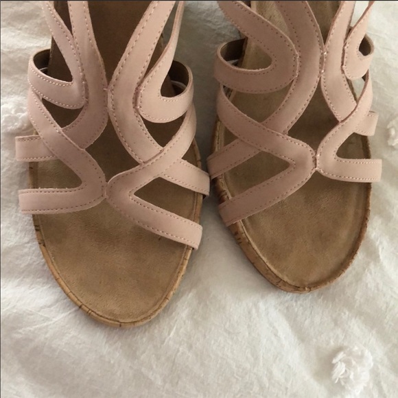 NWOT wedges - Picture 3 of 5